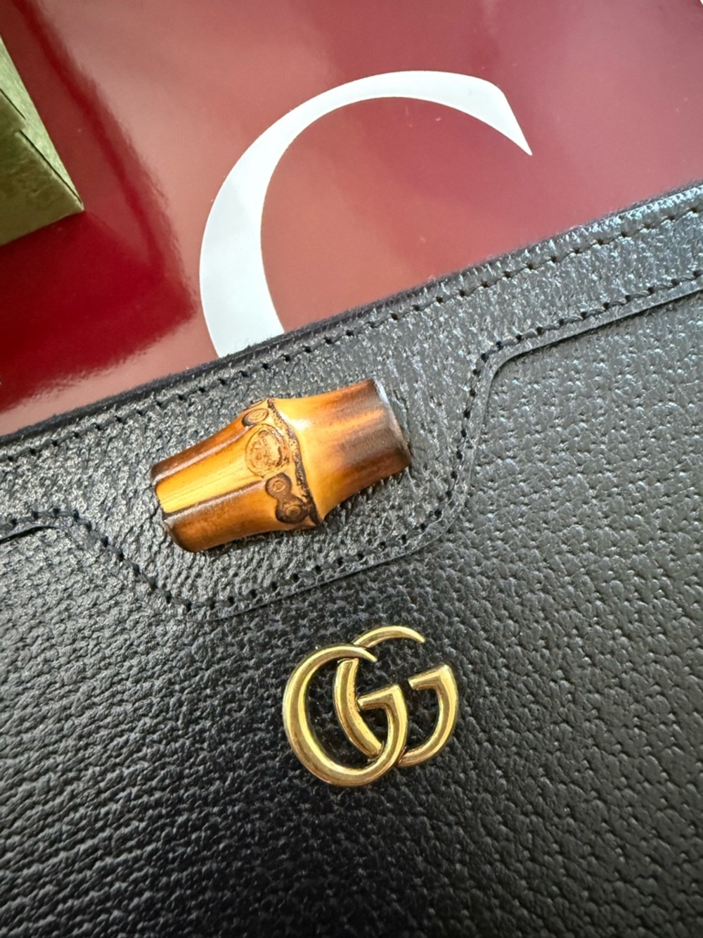 Gucci Black Pebbled Leather Zip Wallet with Gold GG and Bamboo Accent - Picture 3 of 7
